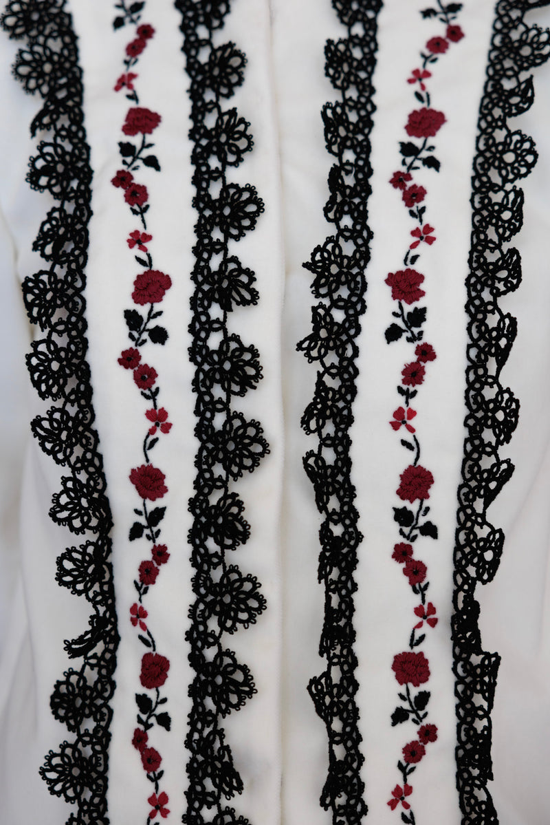 Threaded petals blazer