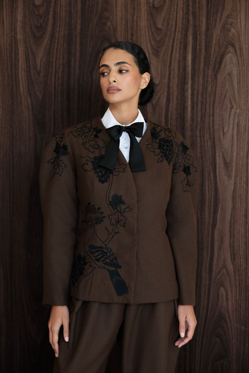 The winter vines Bowtie