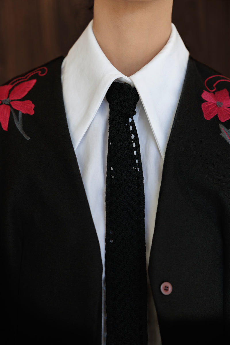 Roses at midnight gravette