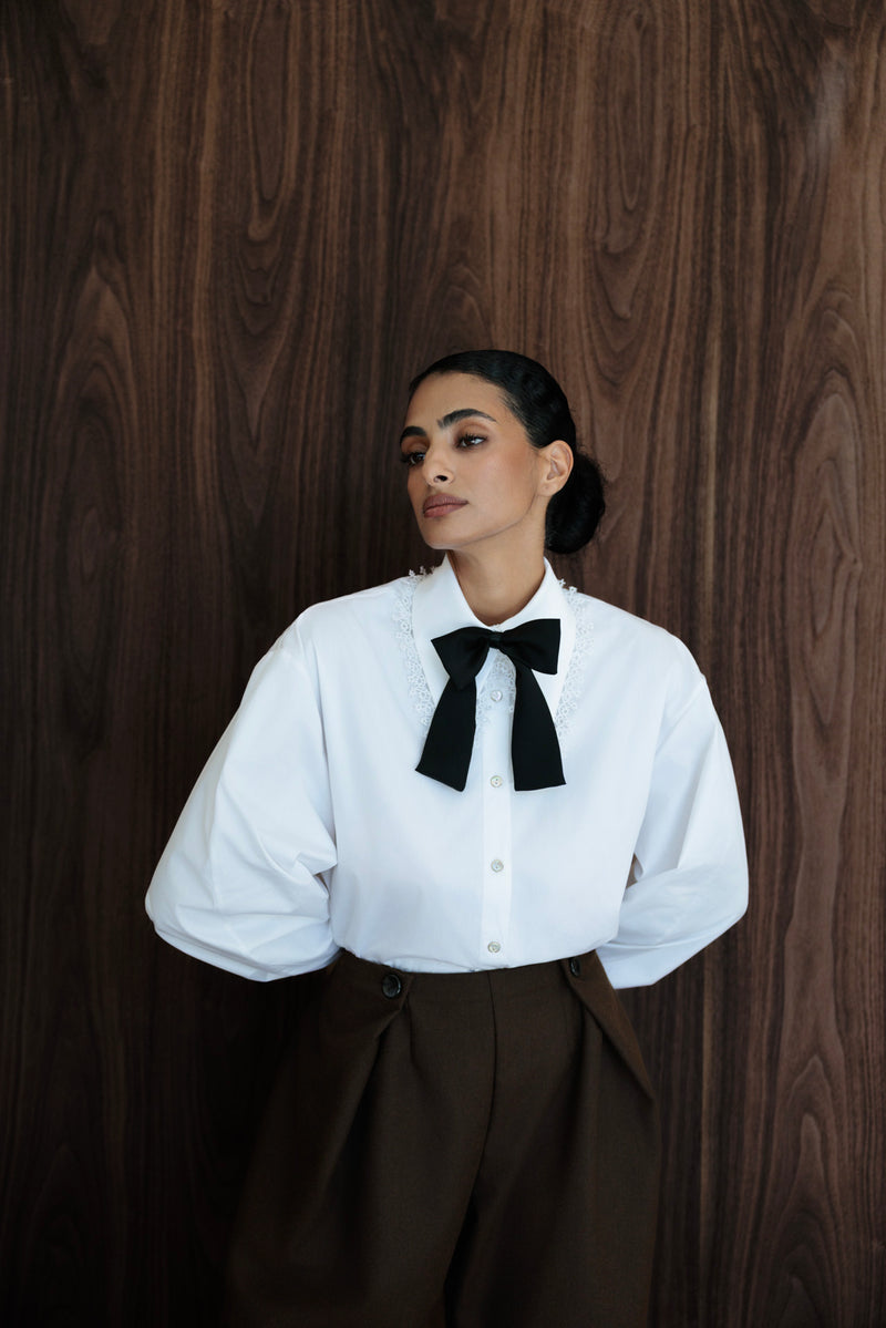 The winter vines Bowtie